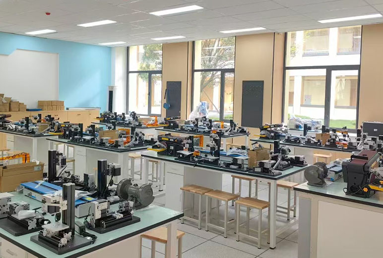 清华附中天府学校